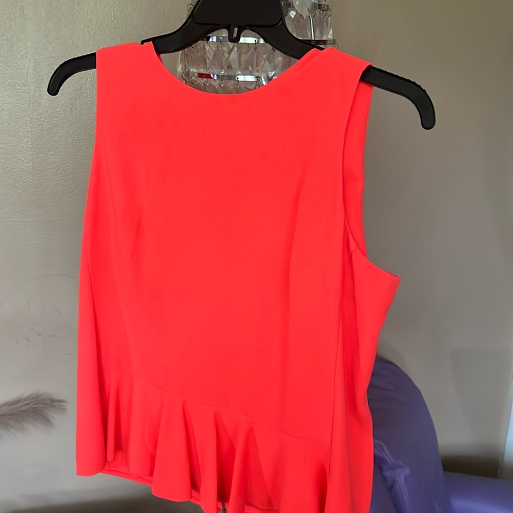 Beautiful deep orange top size large